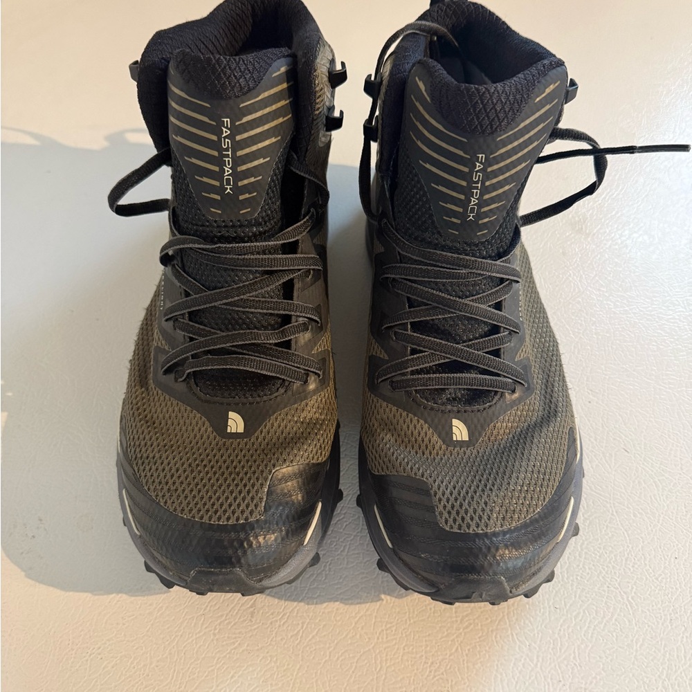 North Face VECTIV Fastpack Mid Hiking boot.